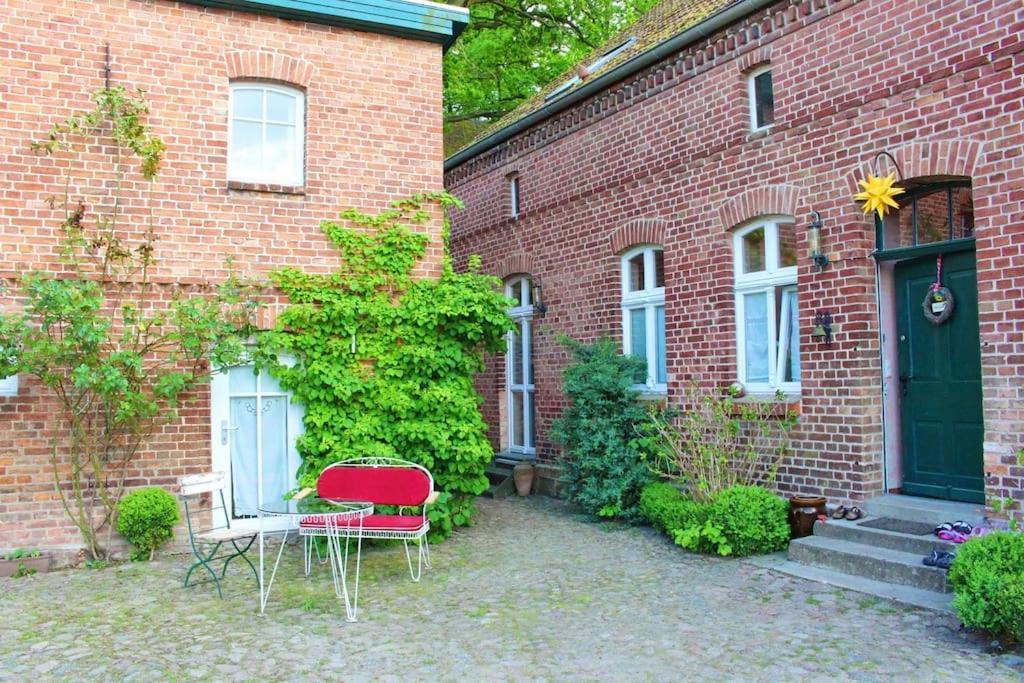 Romantische Ferienwohnung Unter Den Linden Buchholz  Extérieur photo
